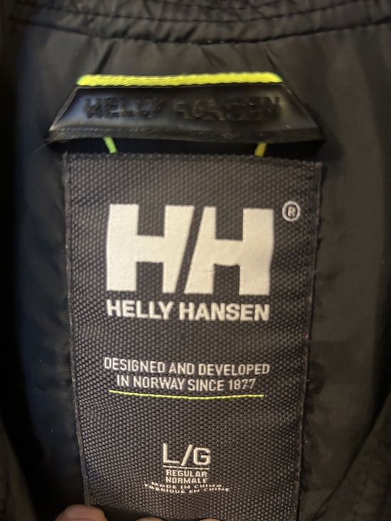 Helly Hansen Black Hooded Parka Jacket - Picture 2 of 5